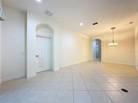 101 Flame Vine Way Groveland FL 34736