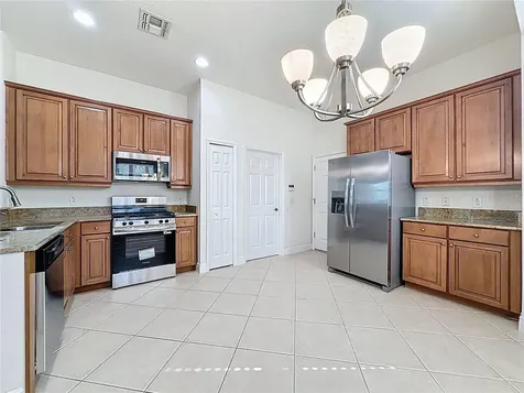 101 Flame Vine Way Groveland FL 34736