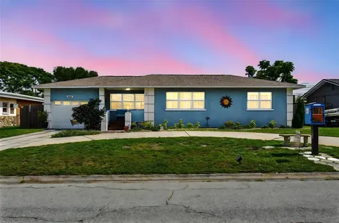 4211 28th Avenue N St Petersburg FL 33713