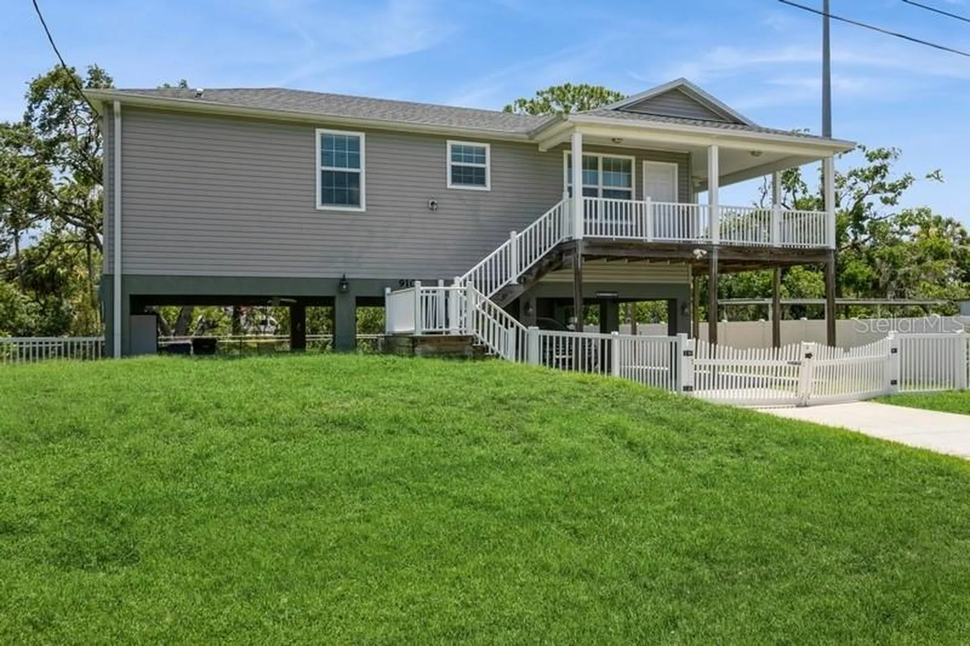 9107 Brunswick Lane Tampa FL 33615