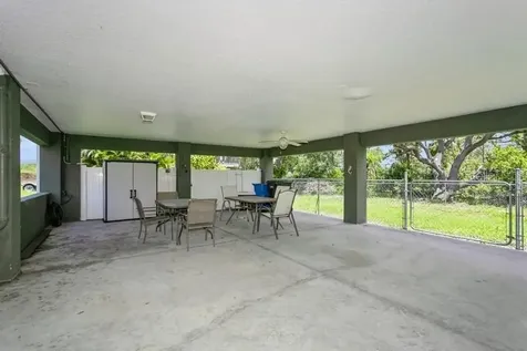 9107 Brunswick Lane Tampa FL 33615