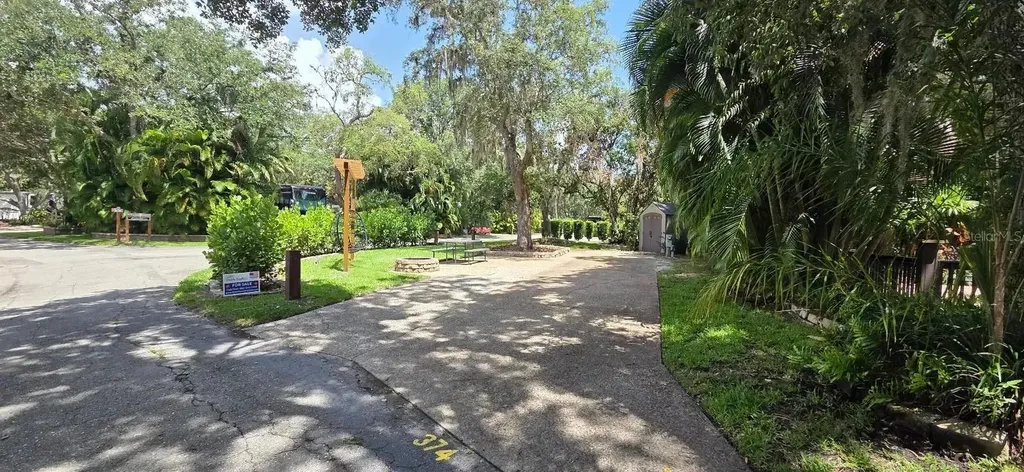 374 Bear Trail River Ranch FL 33867