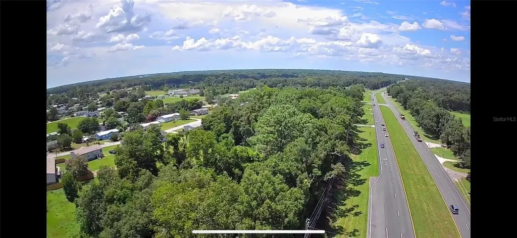 Corner SE 142nd Place & S Us Hwy-301 Summerfield FL 34491