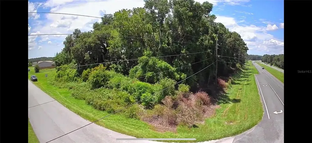 Corner SE 142nd Place & S Us Hwy-301 Summerfield FL 34491