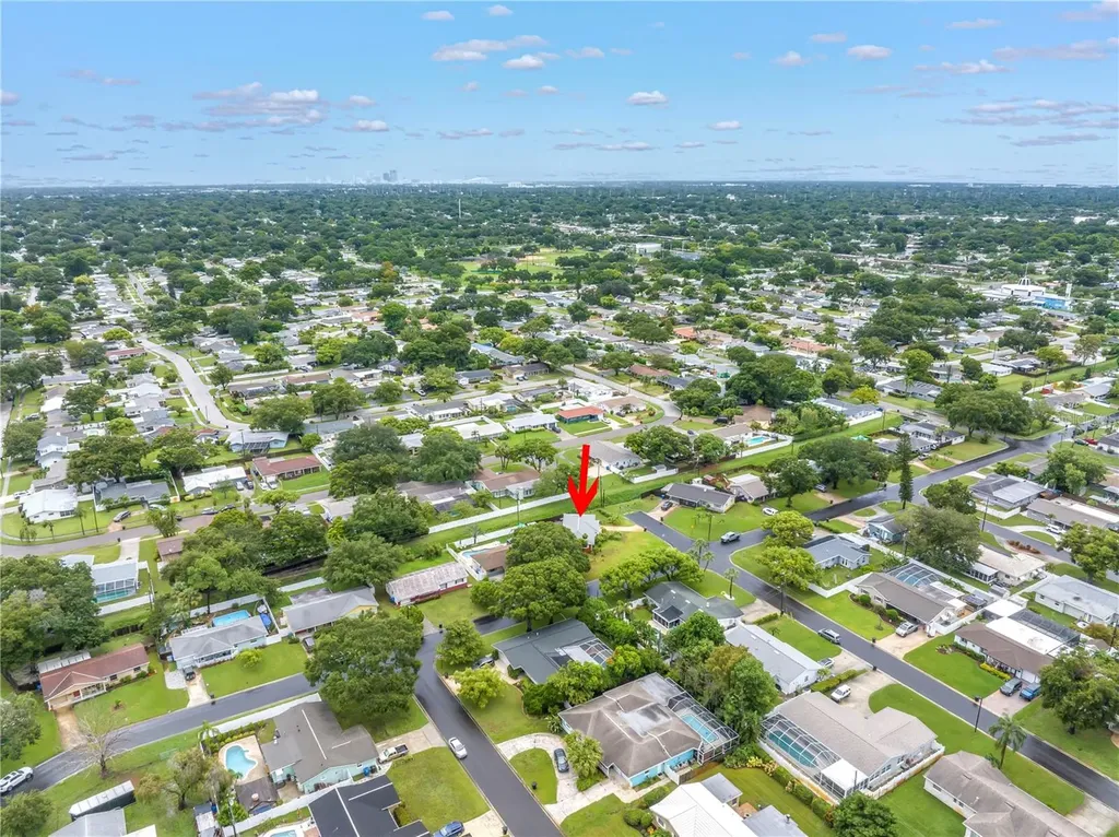 6195 28th Avenue N St Petersburg FL 33710
