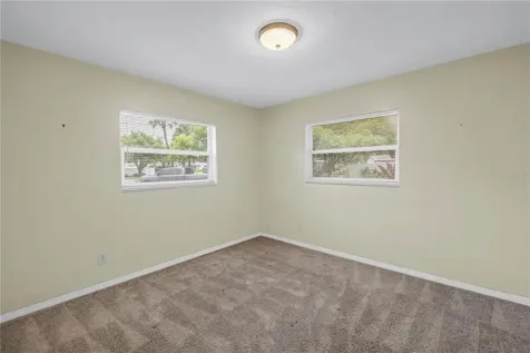 6195 28th Avenue N St Petersburg FL 33710