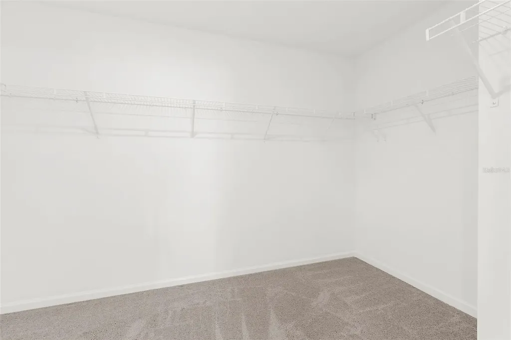 1038 Kelly Fern Loop Ruskin FL 33570
