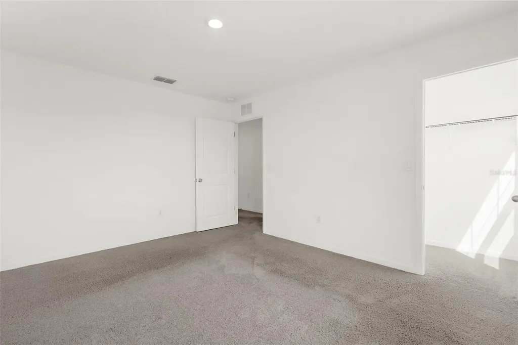 1038 Kelly Fern Loop Ruskin FL 33570