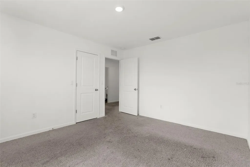 1038 Kelly Fern Loop Ruskin FL 33570