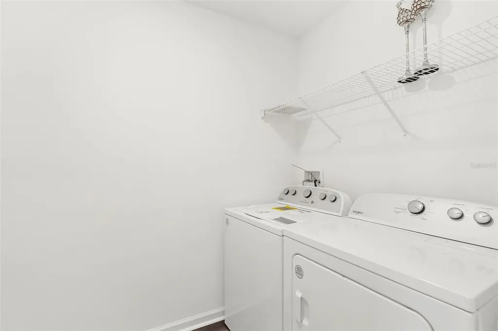 1038 Kelly Fern Loop Ruskin FL 33570
