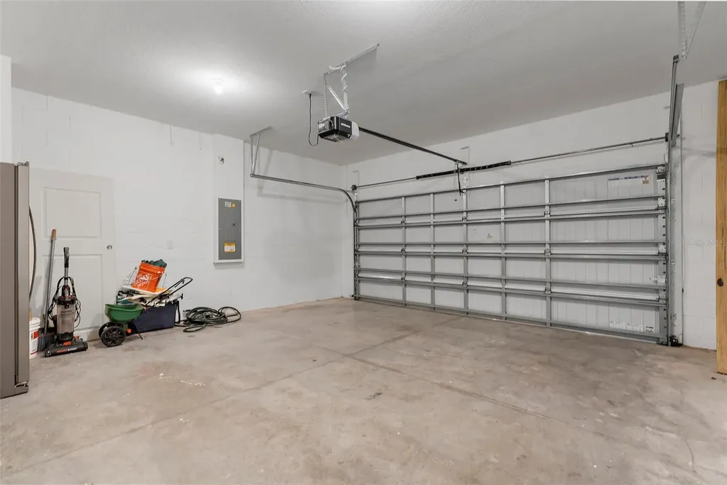 1038 Kelly Fern Loop Ruskin FL 33570