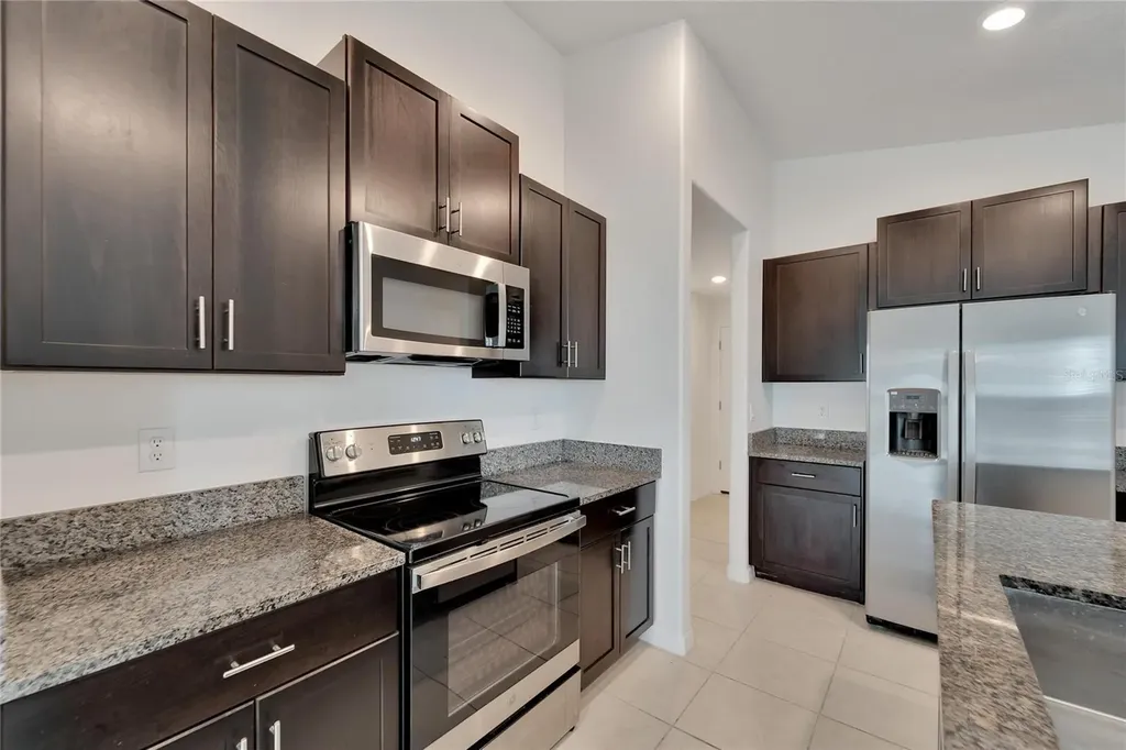 3186 Oyster Cove Street Wimauma FL 33598