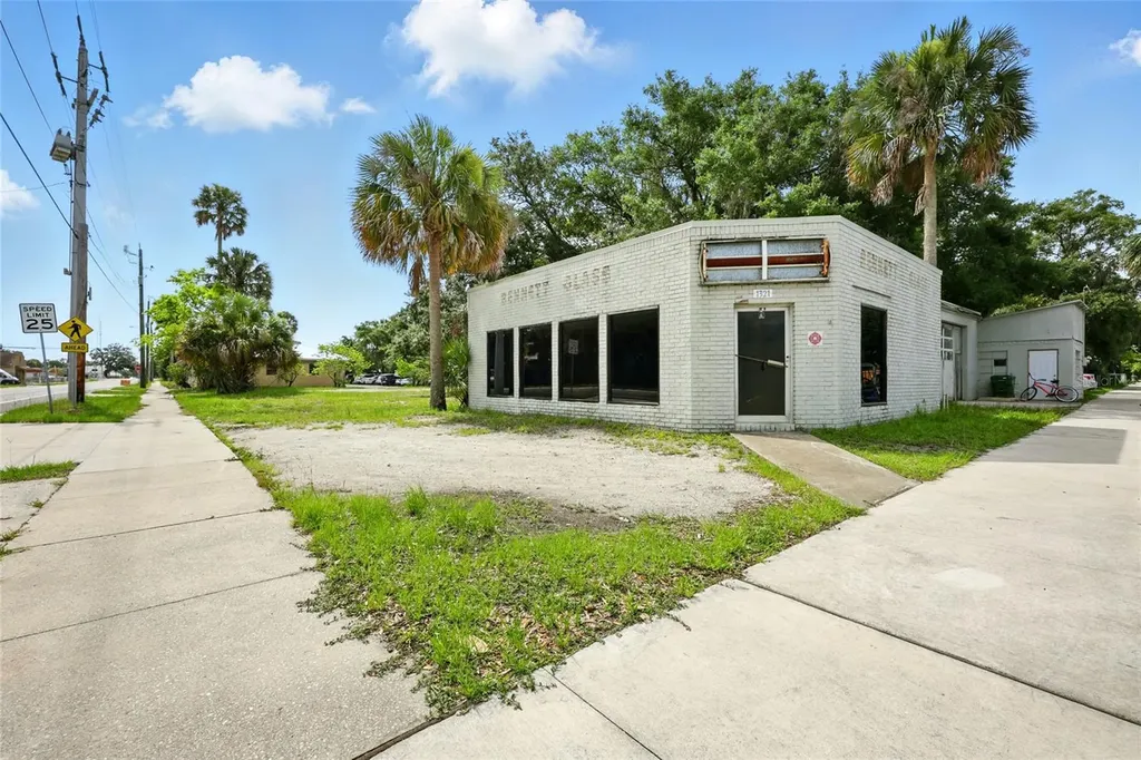 1321 Saint Johns Avenue Palatka FL 32177