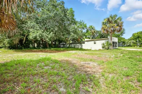 1321 Saint Johns Avenue Palatka FL 32177