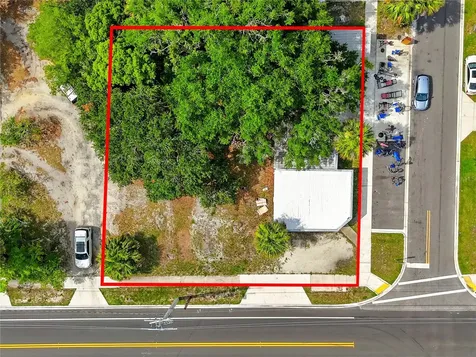 1321 Saint Johns Avenue Palatka FL 32177