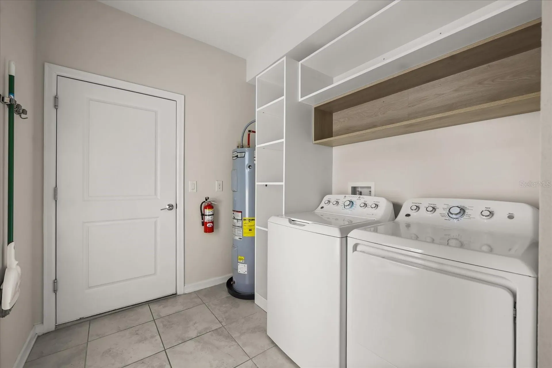 2966 Aqua Virgo Loop Orlando FL 32837