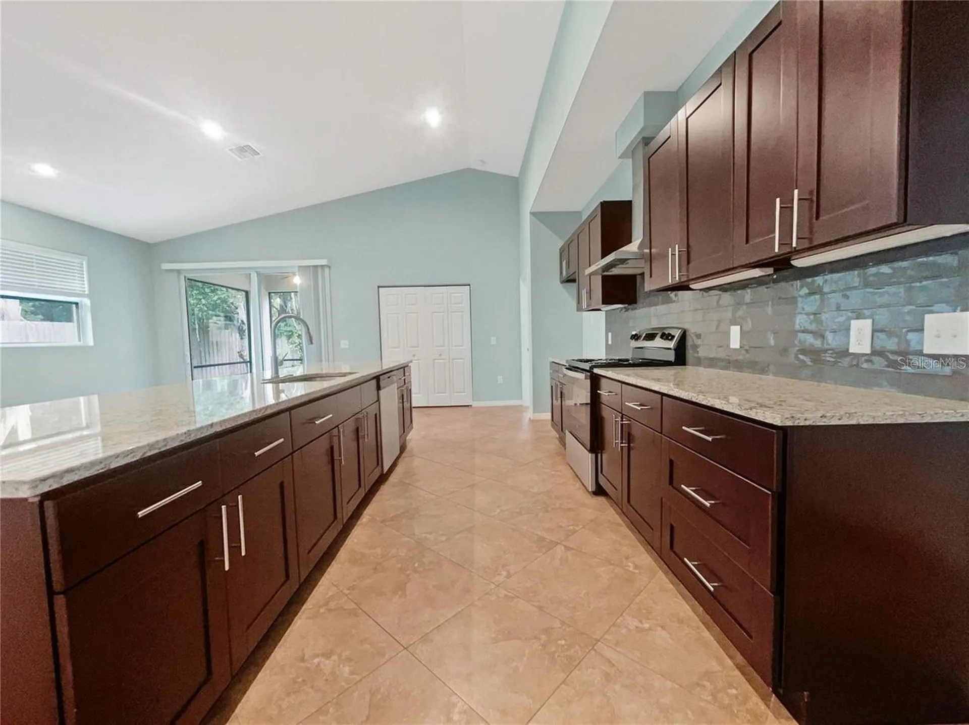 2950 N North Oriente Avenue Avenue N Sarasota FL 34235