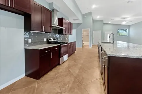 2950 N North Oriente Avenue Avenue N Sarasota FL 34235