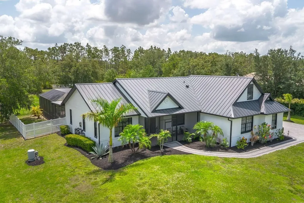 7725 235th Street E Myakka City FL 34251