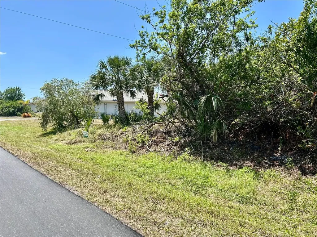 6223 Mcallen Street Port Charlotte FL 33981