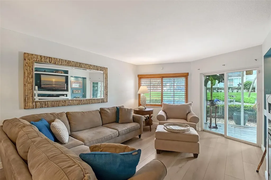 1300 N Portofino Drive Sarasota FL 34242