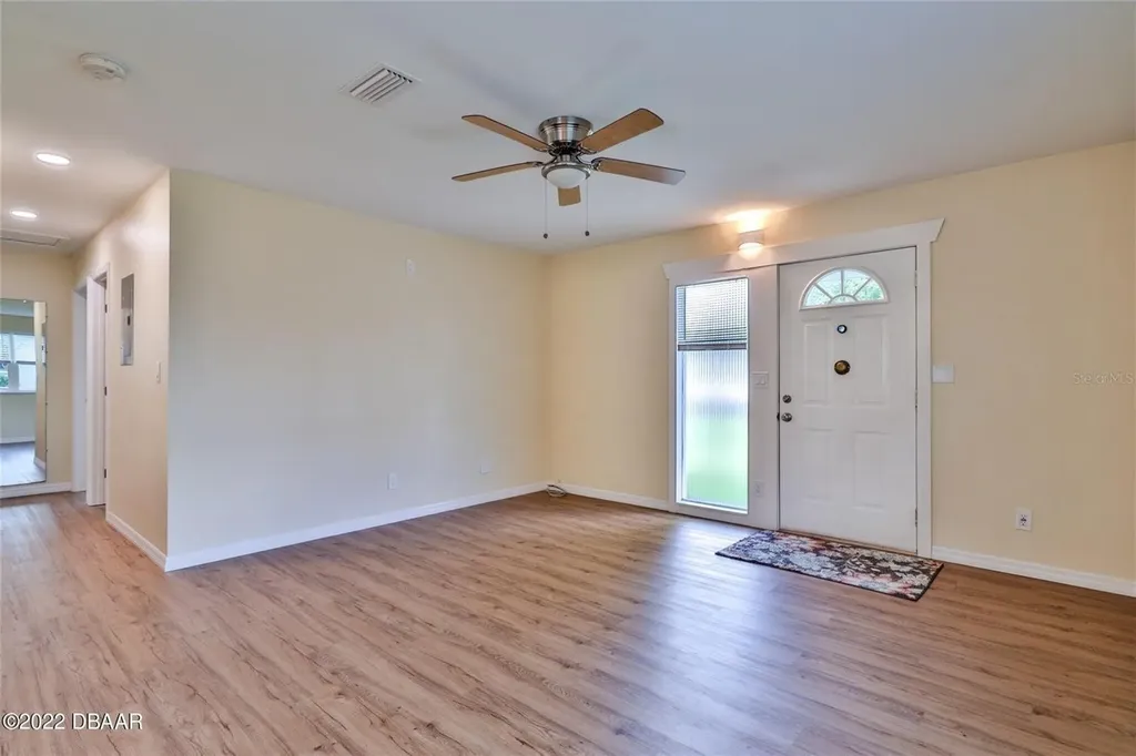2009 Brian Avenue South Daytona FL 32119