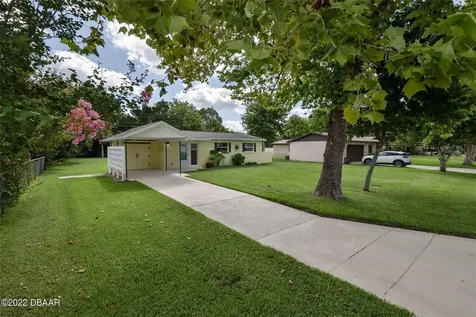 2009 Brian Avenue South Daytona FL 32119