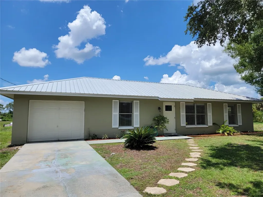 5037 S Obispo Circle Labelle FL 33935