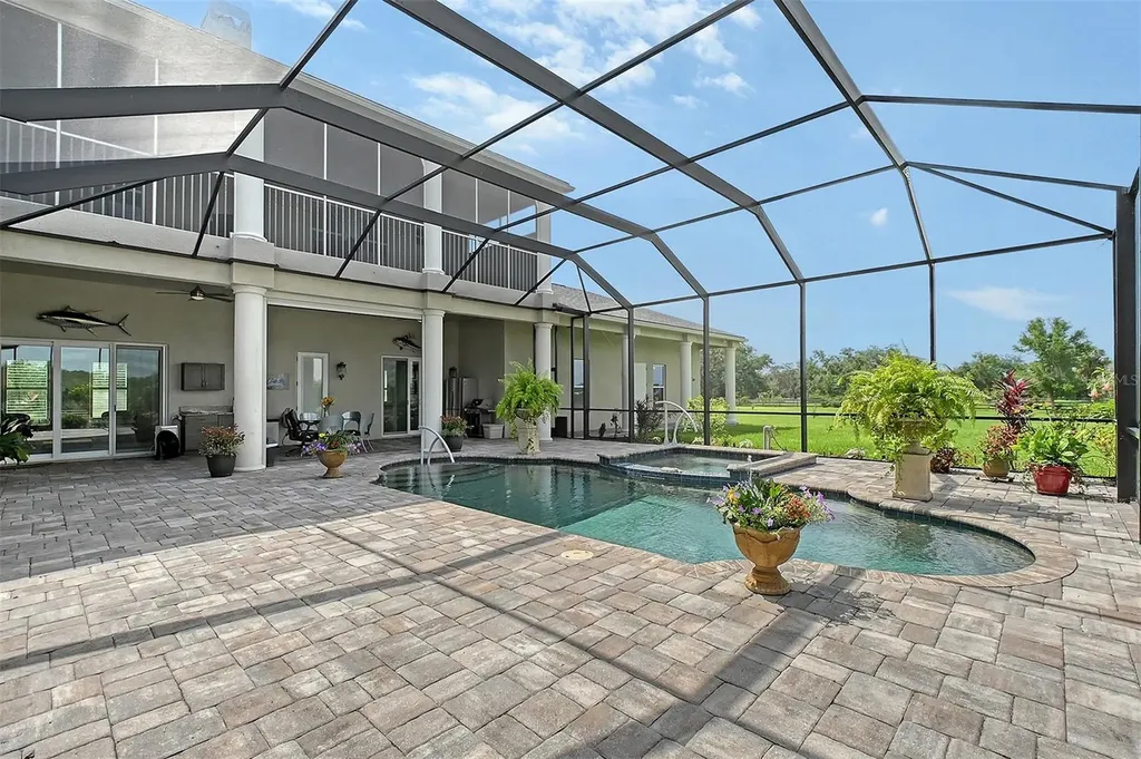 520 Rye Road NE Bradenton FL 34212