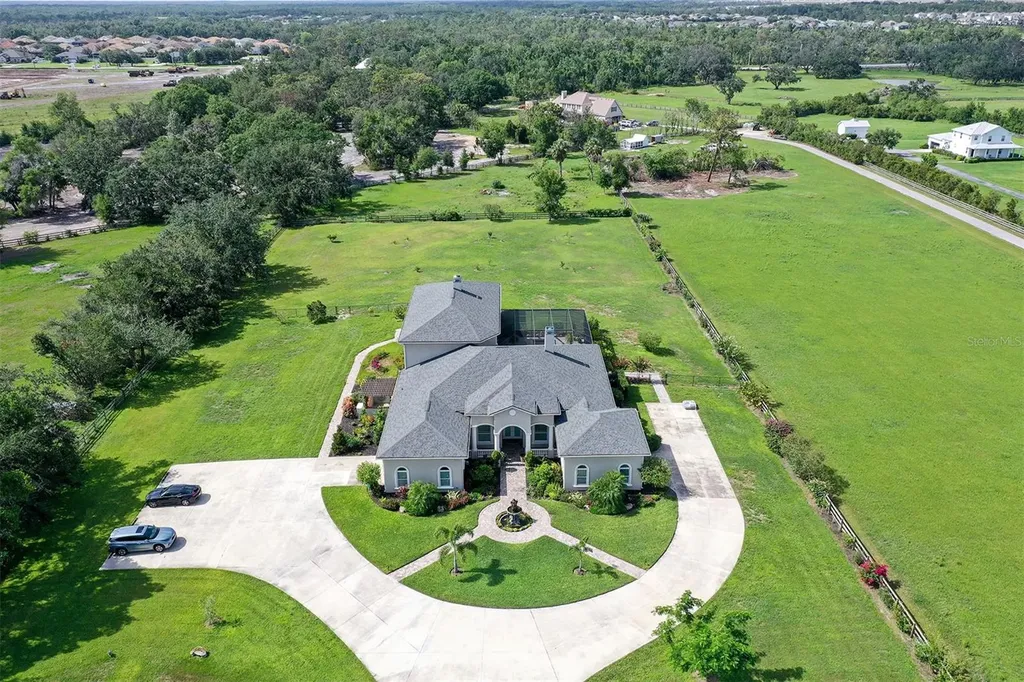 520 Rye Road NE Bradenton FL 34212