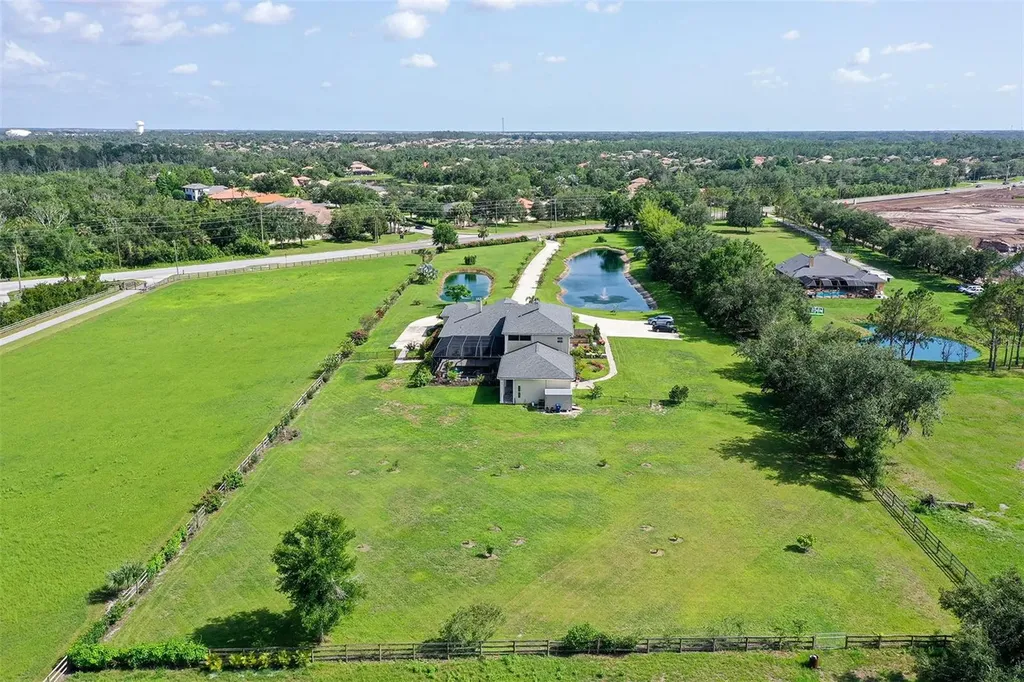 520 Rye Road NE Bradenton FL 34212