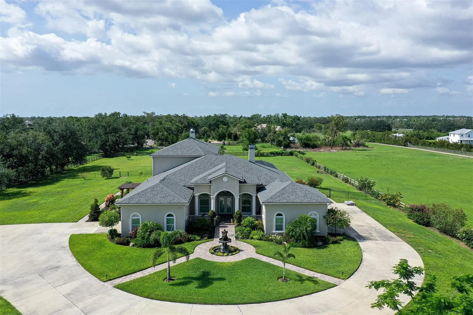 520 Rye Road NE Bradenton FL 34212