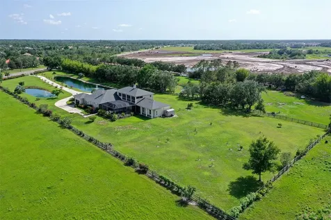 520 Rye Road NE Bradenton FL 34212