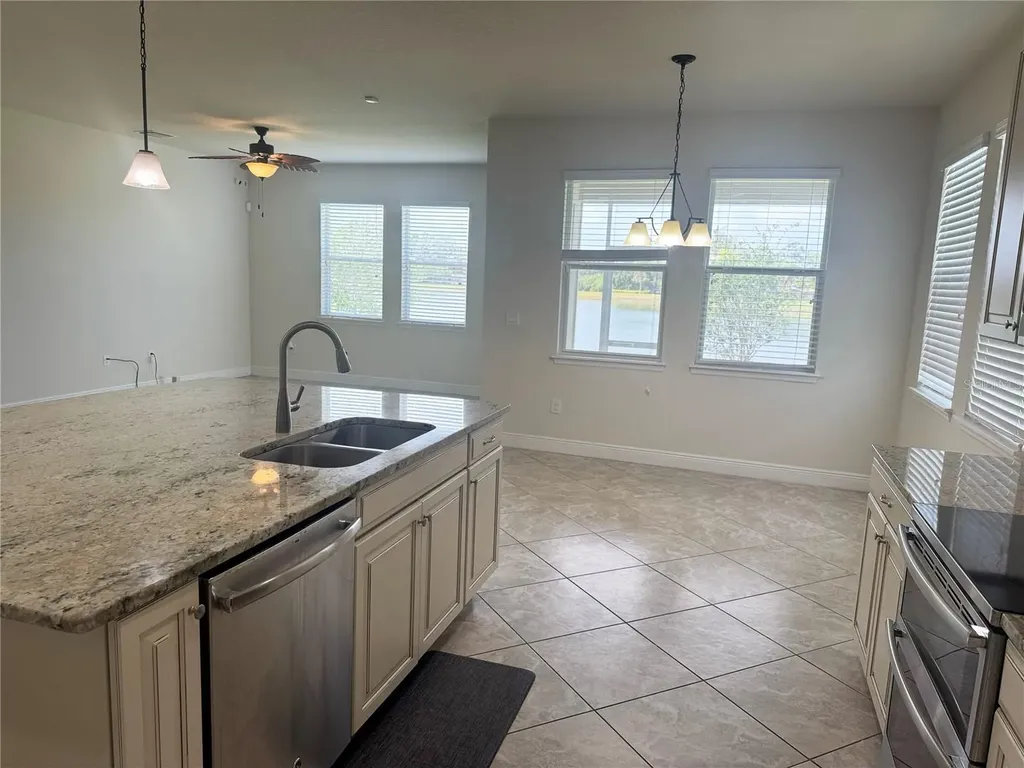 5082 Inshore Landings Drive Apollo Beach FL 33572