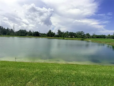 5082 Inshore Landings Drive Apollo Beach FL 33572