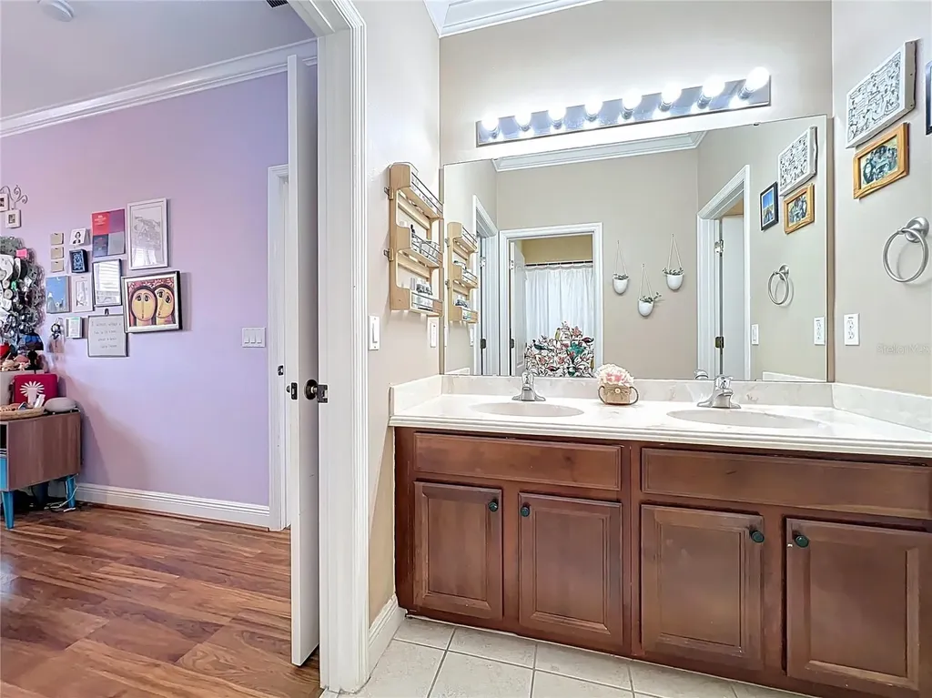 4334 Tolkien Street Orlando FL 32828