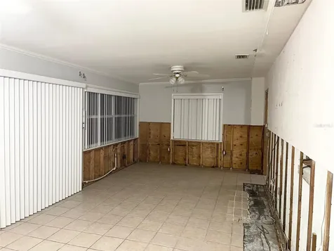 617 W Olympia Avenue Punta Gorda FL 33950