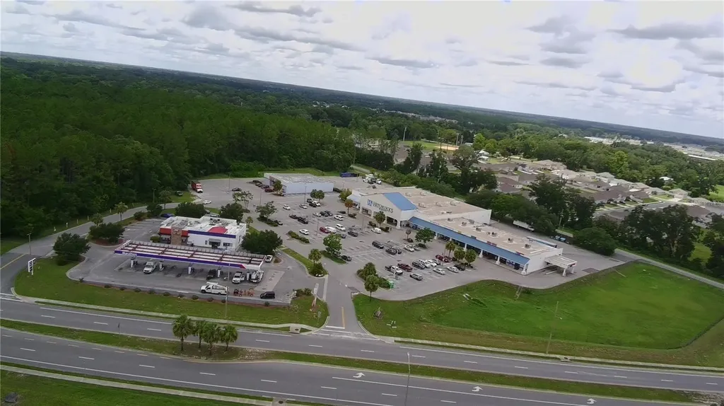 24206 Doc Karelas Drive Newberry FL 32669