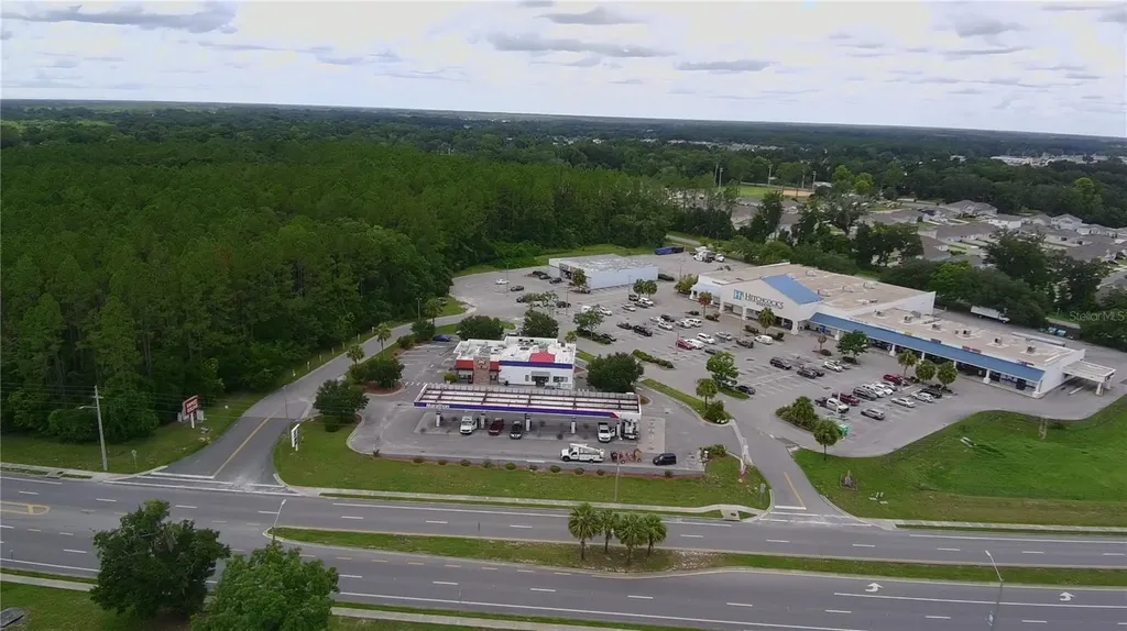 24206 Doc Karelas Drive Newberry FL 32669
