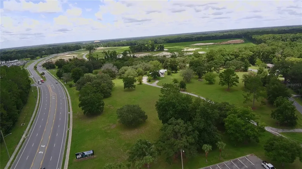 24206 Doc Karelas Drive Newberry FL 32669