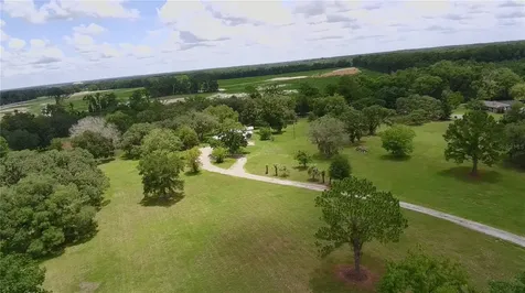 24206 Doc Karelas Drive Newberry FL 32669