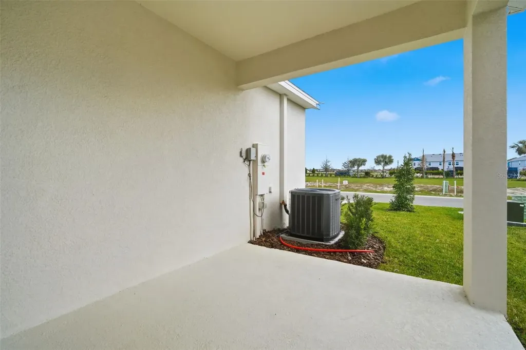 10713 Wading River Avenue Parrish FL 34219