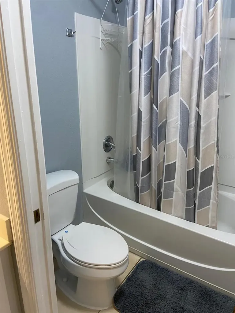 2802 Club Cortile Circle Kissimmee FL 34746