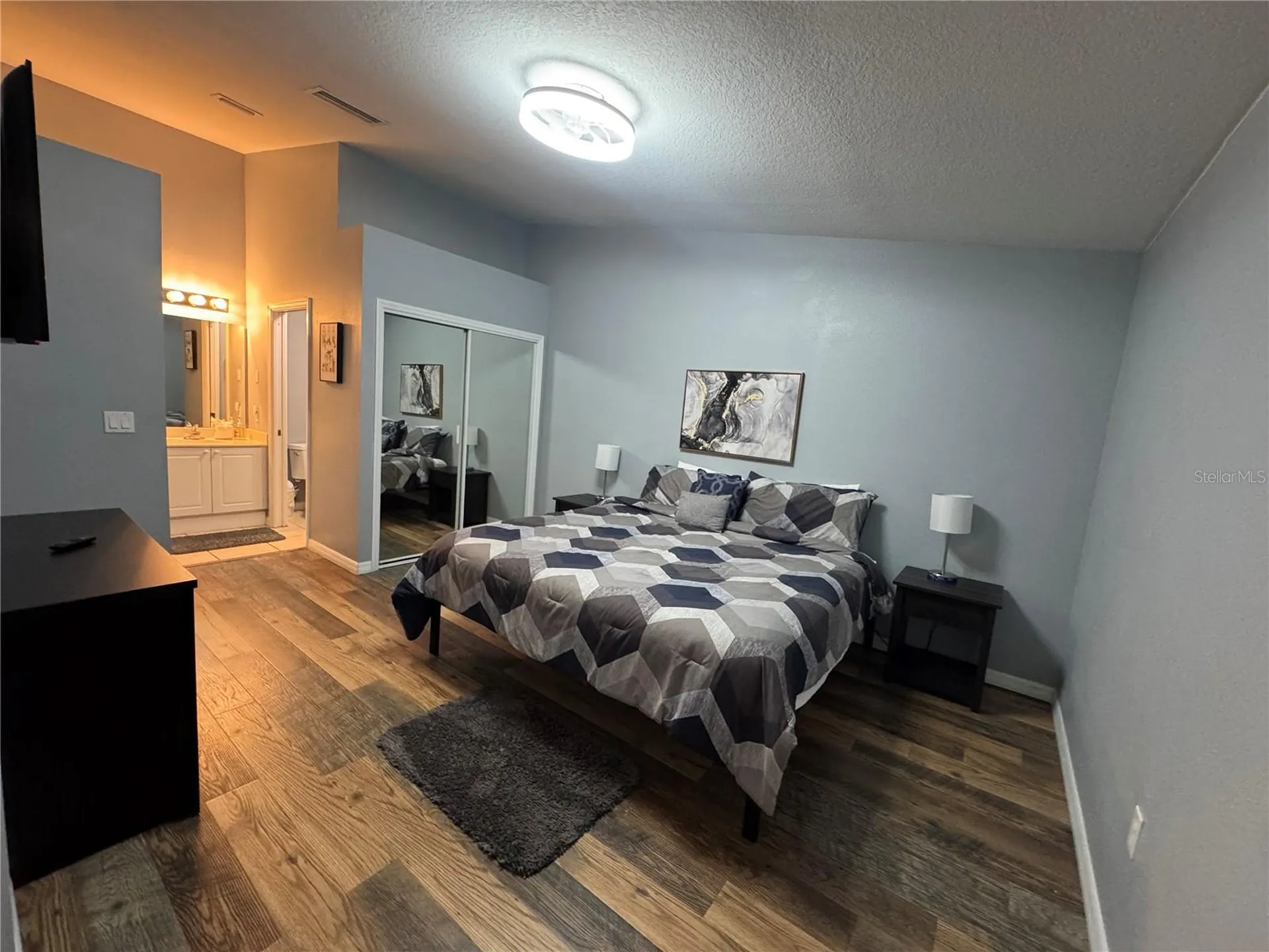 2802 Club Cortile Circle Kissimmee FL 34746