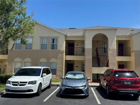 2802 Club Cortile Circle Kissimmee FL 34746