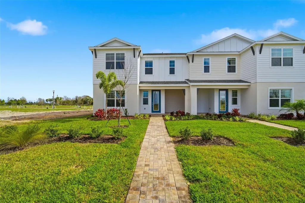10717 Wading River Avenue Parrish FL 34219