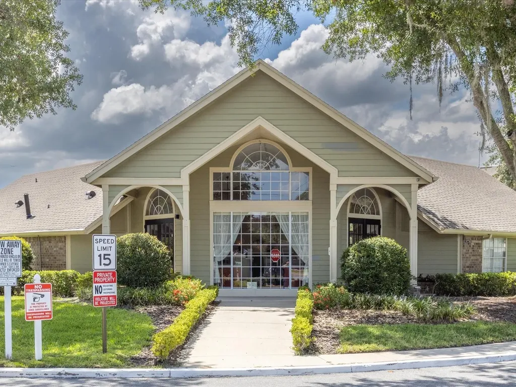 2550 N Alafaya Trail Orlando FL 32826