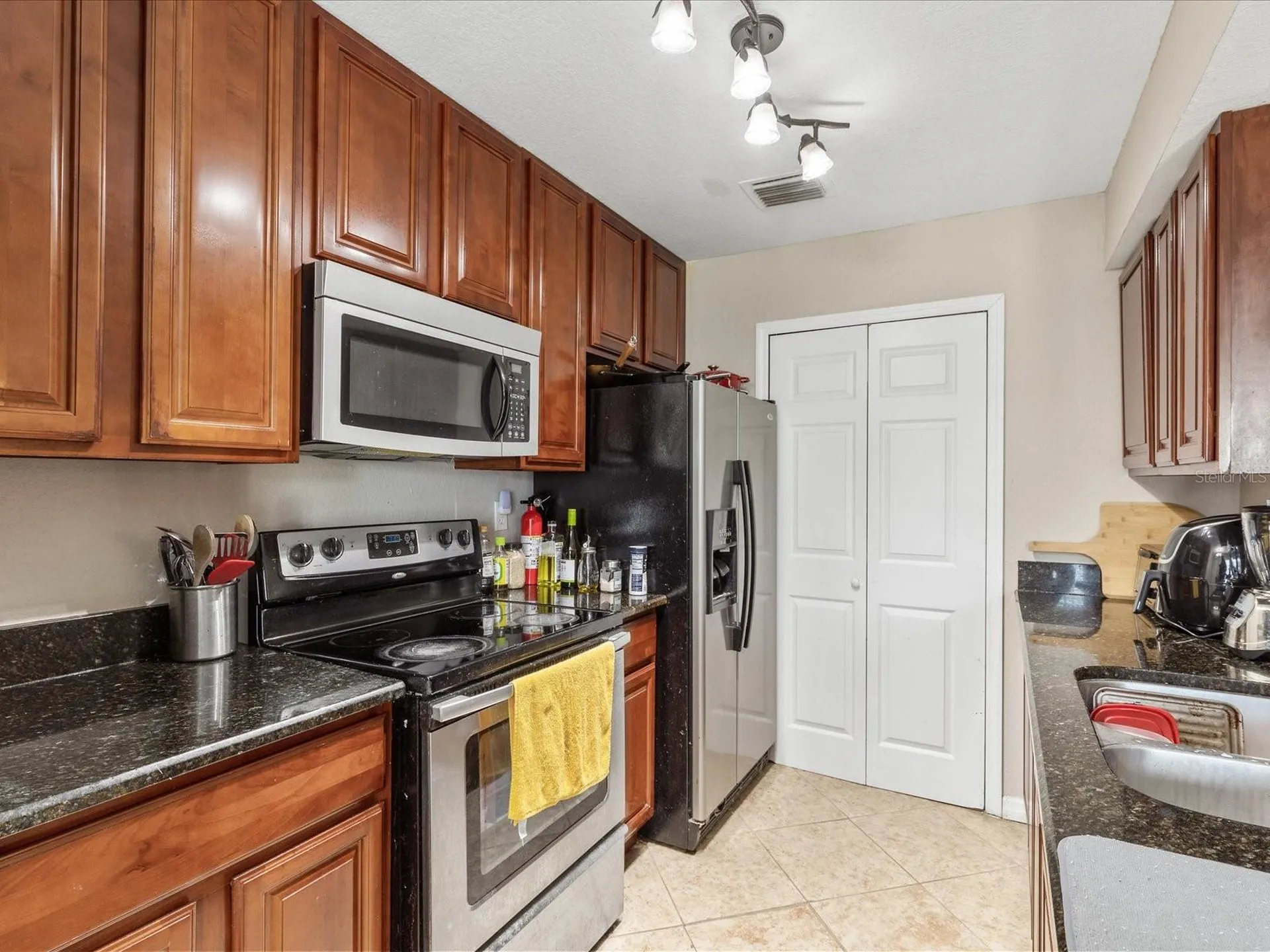 2550 N Alafaya Trail Orlando FL 32826