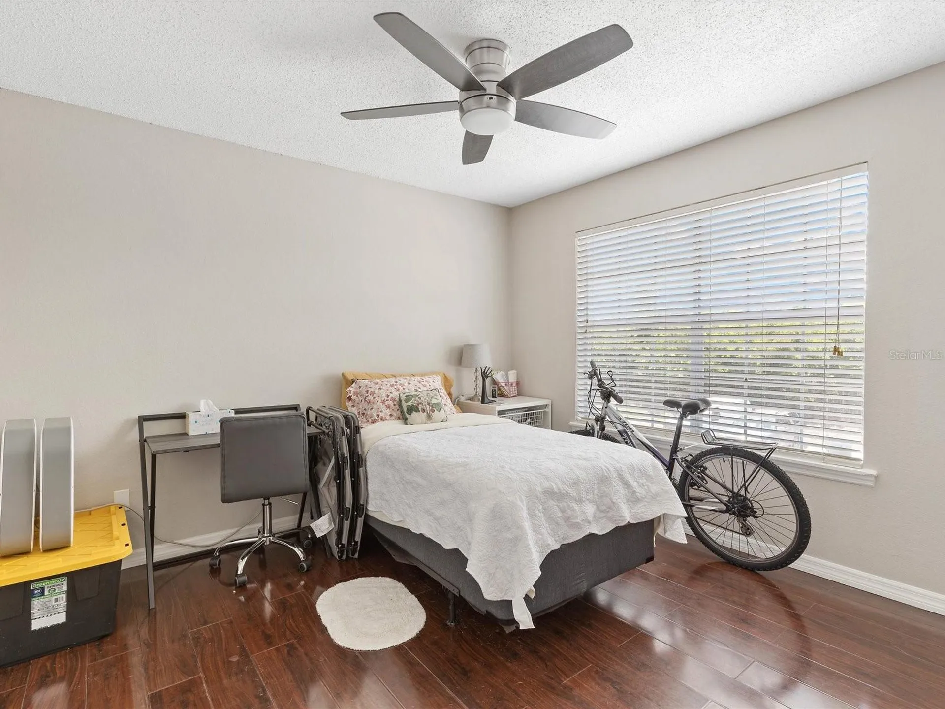 2550 N Alafaya Trail Orlando FL 32826