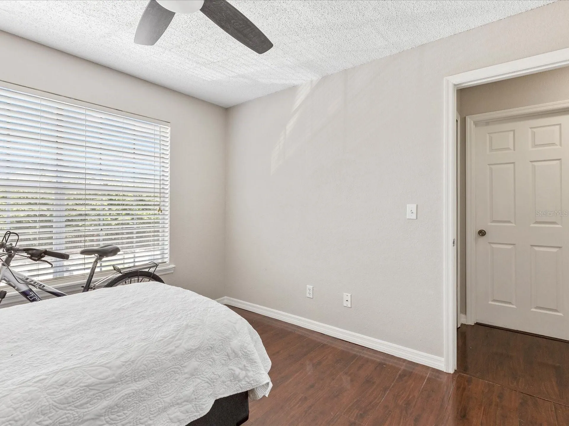 2550 N Alafaya Trail Orlando FL 32826